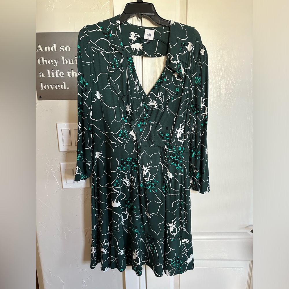 Cabi ruffle up dress